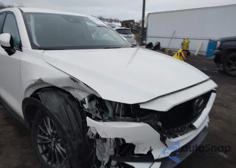 2021 Mazda Cx-5 Touring z USA, uszkodzony, nr VIN JM3KFBCMXM0304922